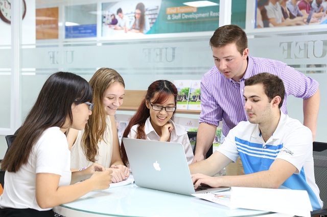 có nên du học nước ngoài không?